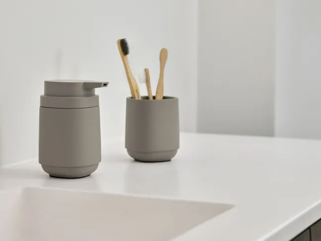 ZONE Denmark Seifenspender Time Concrete