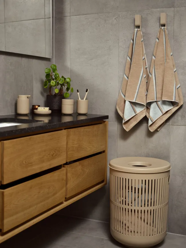 ZONE Denmark Wandhaken Ume braun
